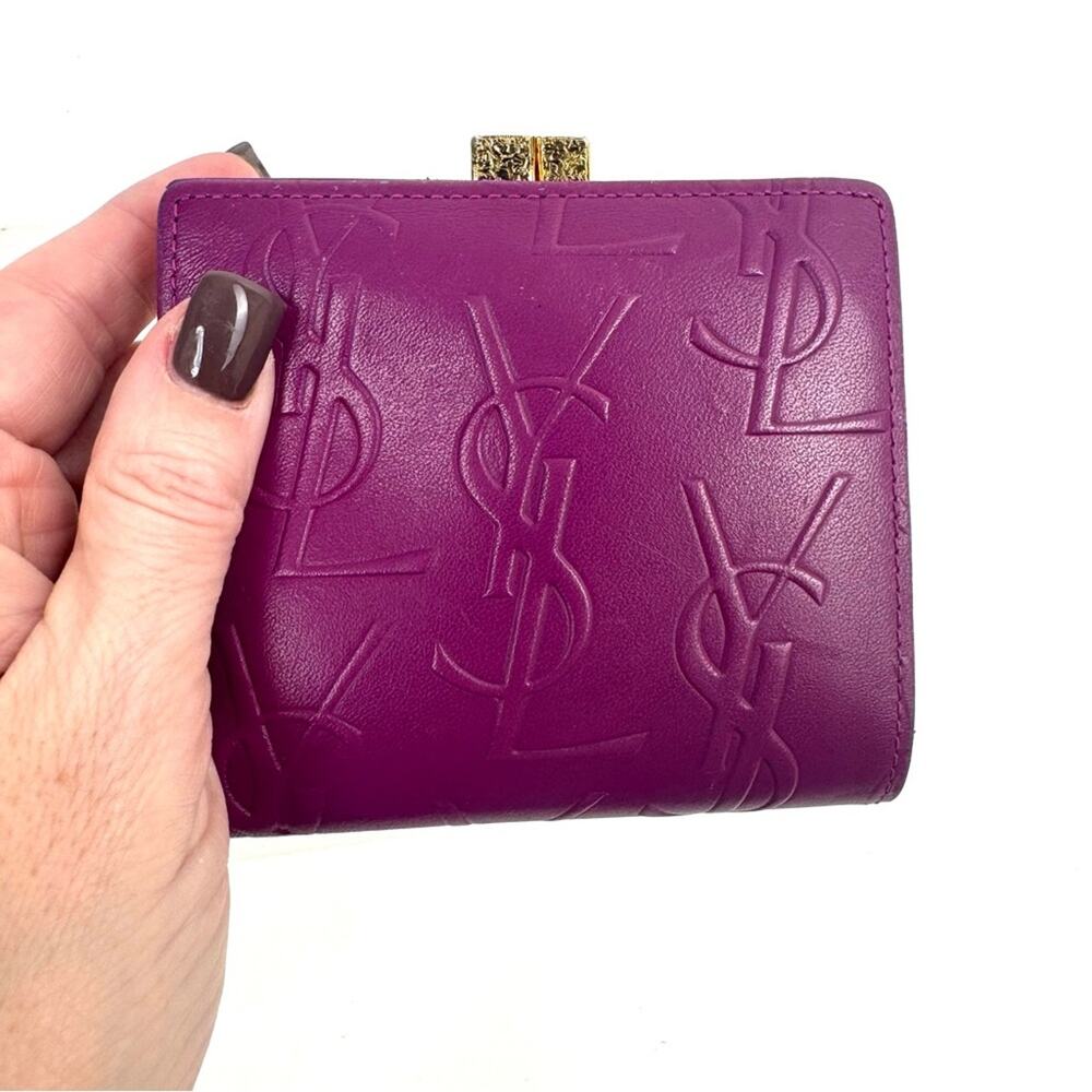 Yves Saint Laurent Purple Small Women's Wallet with decorative kiss lock snap - Picture 10 of 11